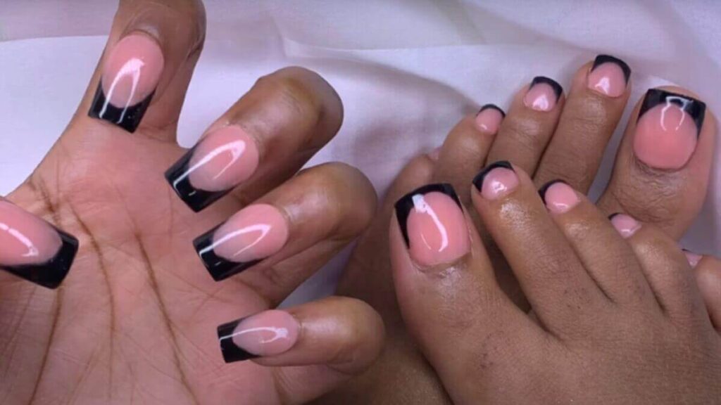 Popularity of French Tip Nails Among Black Women